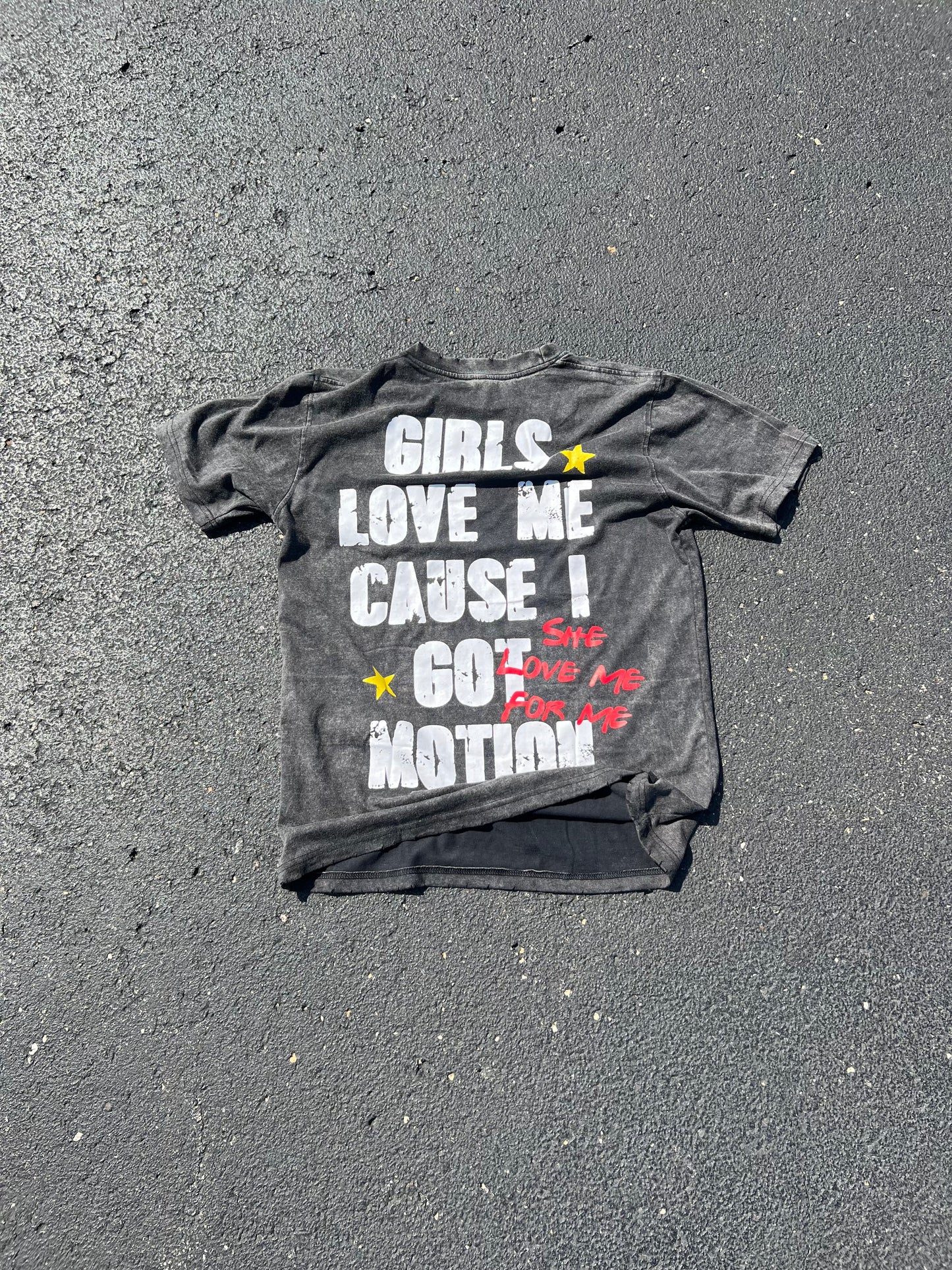 Girls Love Motion Tee (Acid Wash)